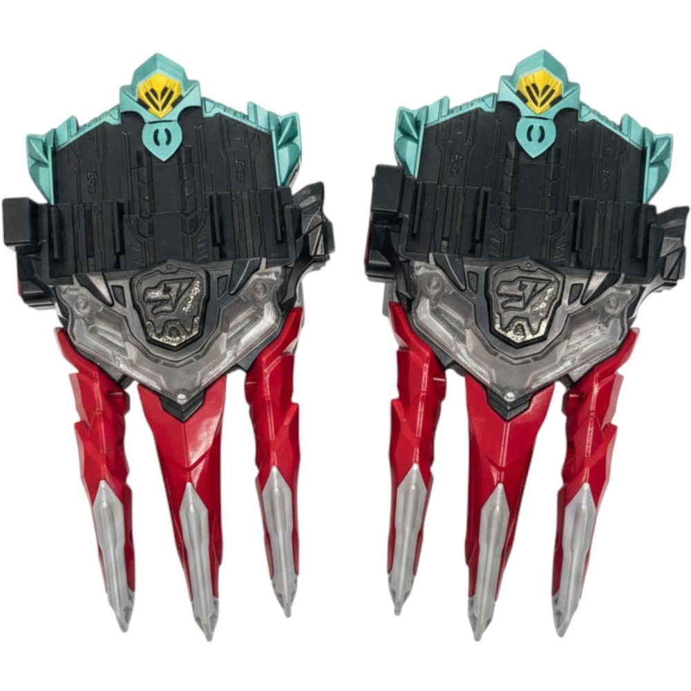 Power Rangers Dino Fury Claws Unisex OS Red Black Silver Roleplay Toy Set